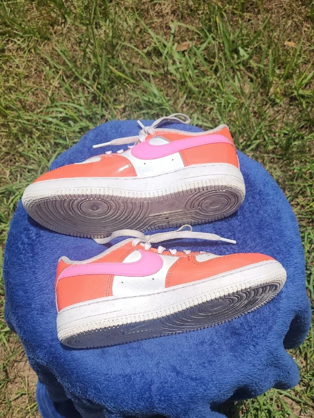 Valentine's day air force 1 nike kids sneakers size 2.5y
